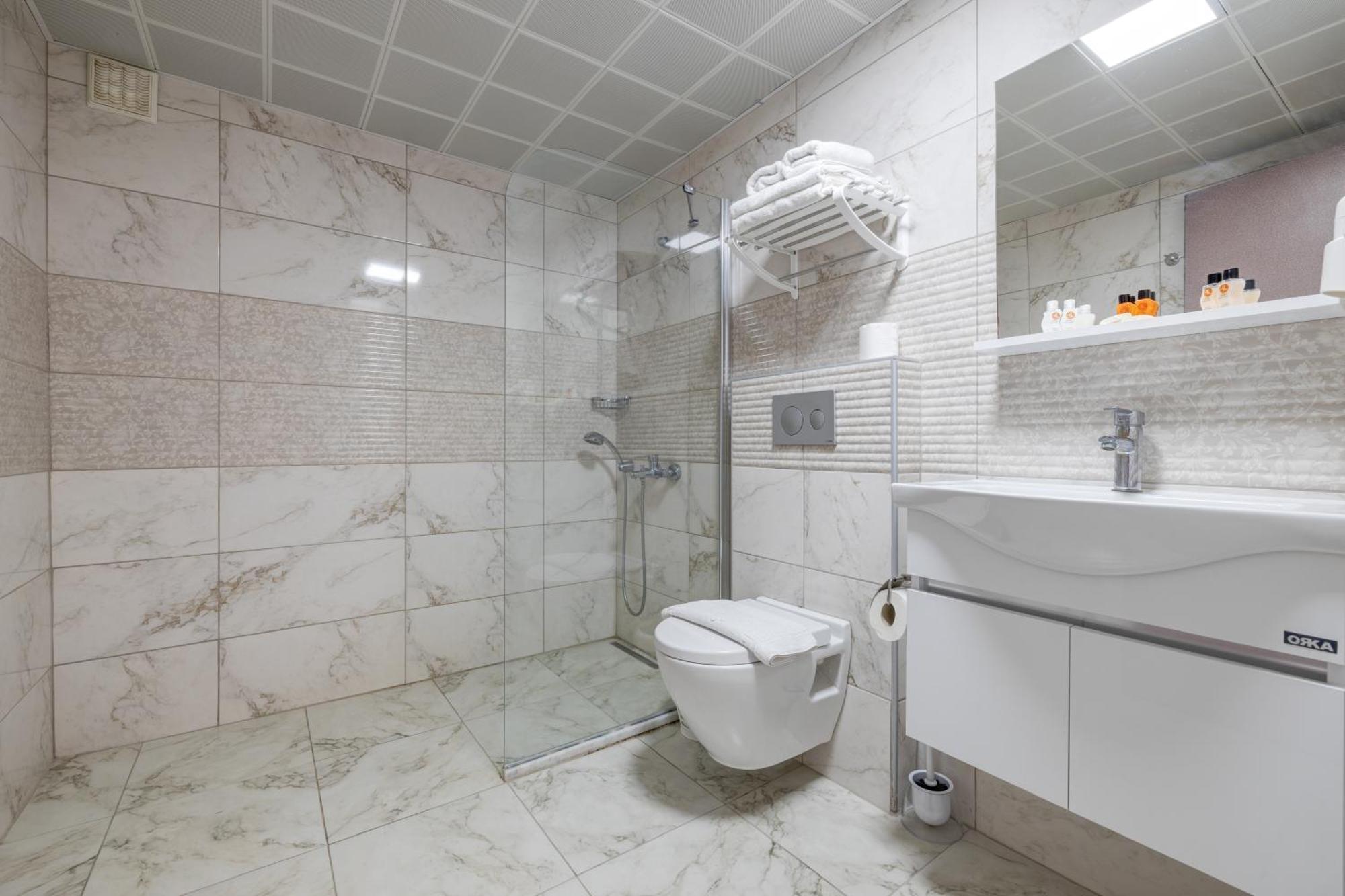 Hanedan Beach Hotel Foca Exterior photo