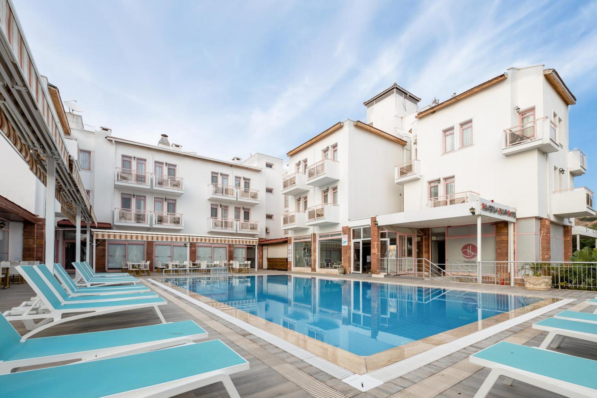 Hanedan Beach Hotel Foca Exterior photo
