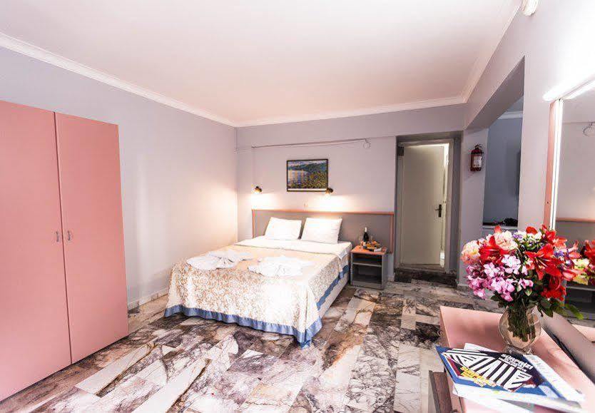 Hanedan Beach Hotel Foca Exterior photo